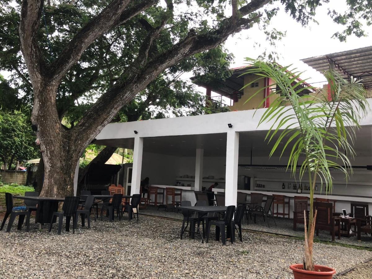Alesseo Hostel Tiniguiban Exterior photo